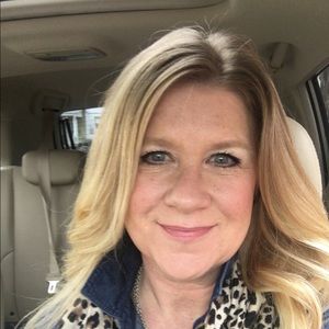 Meet your Posher, Christine